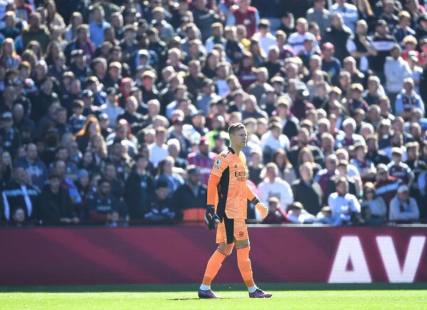 Arsenal's Bernd Leno in Action Against Aston Villa - Premier League 2021-22