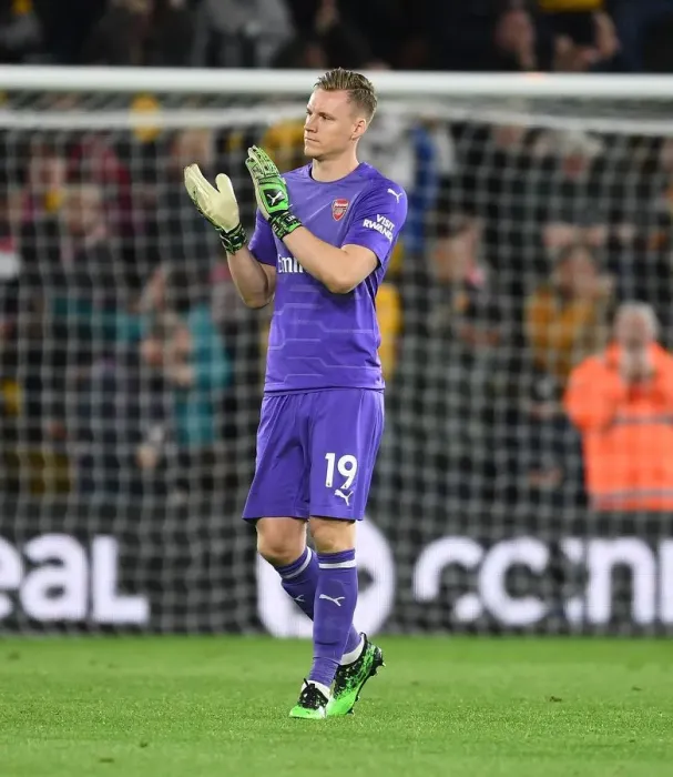 Framed Print : Arsenal's Bernd Leno Applauding Fans in Wolverhampton Wanderers Victory, 2018-19 Premier League Framed Print : Arsenal's Bernd Leno Applauding Fans in Wolverhampton Wanderers Victory, 2018-19 Premier League