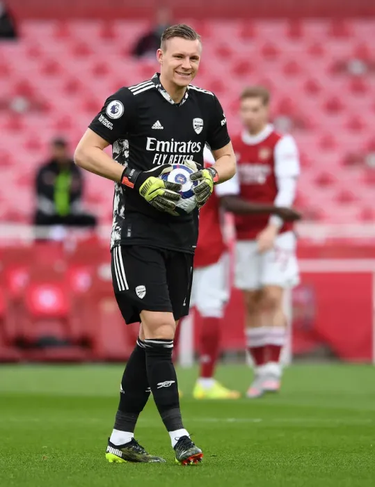 Framed Print : Arsenal's Bernd Leno Focuses Before Arsenal v Tottenham Premier League Clash