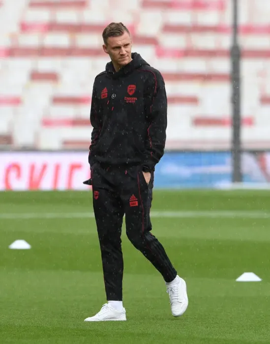 Framed Print : Arsenal's Bernd Leno: Pre-Match Focus before Arsenal vs Brighton & Hove Albion (2020-21)