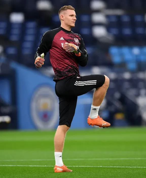 Framed Print : Arsenal's Bernd Leno Warming Up Ahead of Manchester City Showdown - Premier League 2020-21