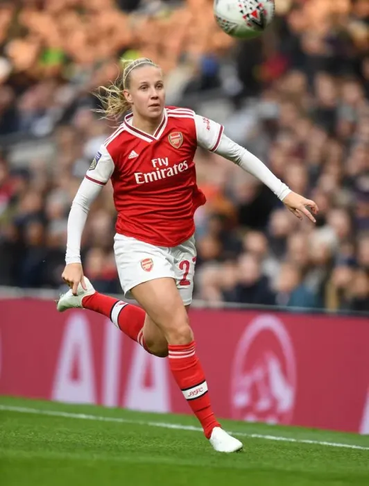 Framed Print : Arsenal's Beth Mead in Action: Tottenham Hotspur vs. Arsenal, FA WSL Clash Framed Print : Arsenal's Beth Mead in Action: Tottenham Hotspur vs. Arsenal, FA WSL Clash