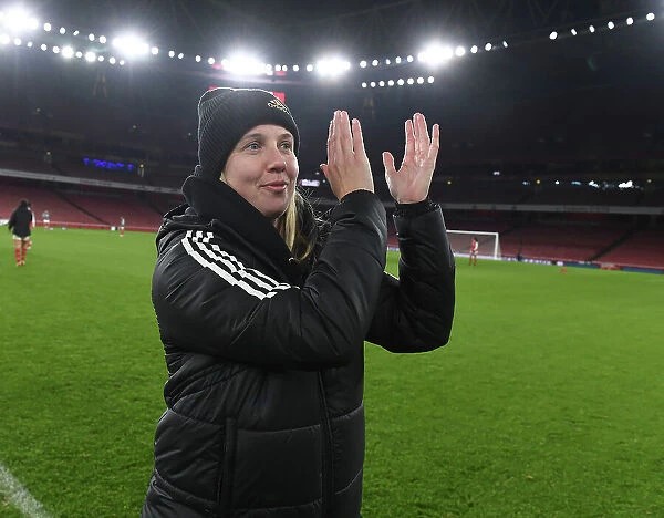 Arsenal's Beth Mead Celebrates Victory Over Juventus in UEFA Champions League