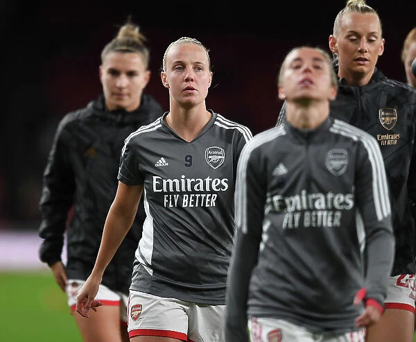 Arsenal's Beth Mead Prepares for Women's Super League Clash Against Manchester United