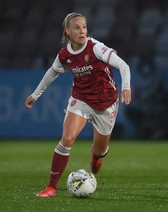 Framed Print : Arsenal's Beth Mead Scores in Empty Meadow Park: FA WSL 2021 Match vs. West Ham United Women