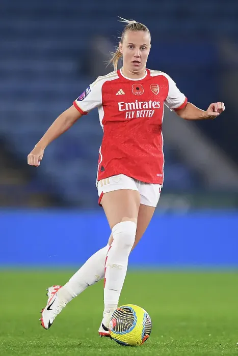 Framed Print : Arsenal's Beth Mead Scores Thriller at Leicester City: Barclays Women's Super League Clash, November 2023