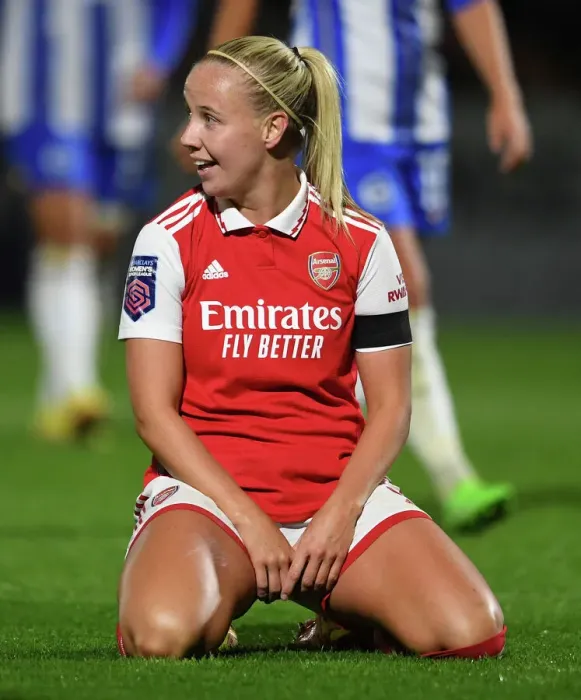 Framed Print : Arsenal's Beth Mead Shines: Arsenal WFC Dominates Brighton in FA WSL Match