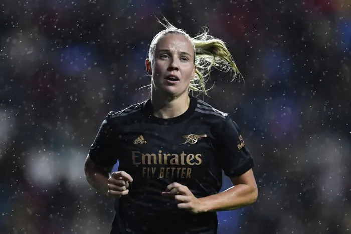 Framed Print : Arsenal's Beth Mead Shines: Arsenal Women Secure Victory Over Reading (FA WSL 2022-23)