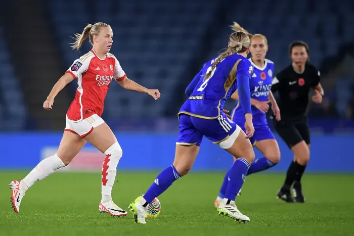 Framed Print : Arsenal's Beth Mead Thrills with Stunning Goal in Barclays Women's Super League Showdown against Leicester City (November 2023)