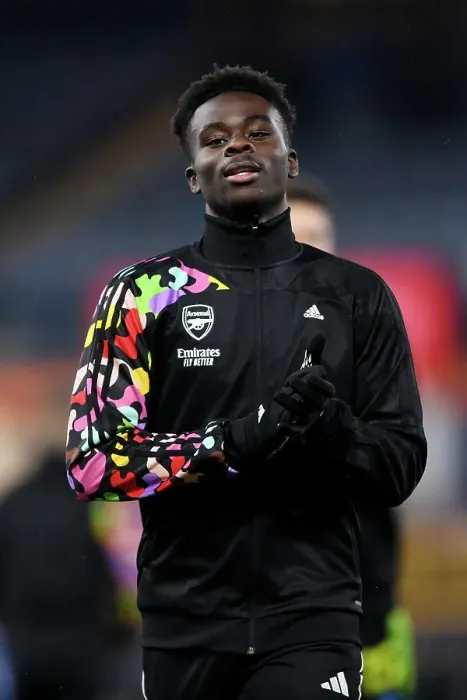 Framed Print : Arsenal's Bukayo Saka Acknowledges Fans Before Luton Town Clash (2023-24)