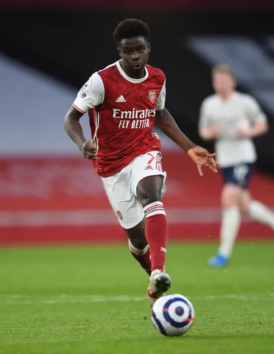 Framed Print : Arsenal's Bukayo Saka in Action: 2020-21 Premier League Match Against Manchester City (Behind Closed Doors)