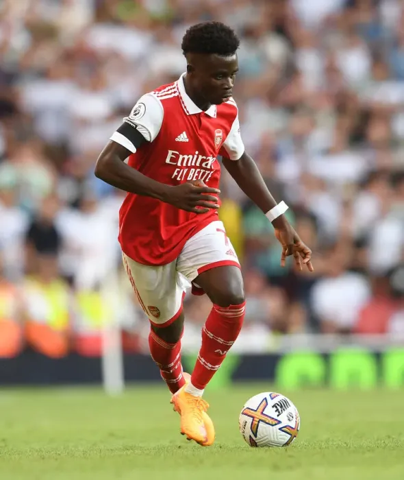 Framed Print : Arsenal's Bukayo Saka in Action: Arsenal vs. Fulham, 2022-23 Premier League Framed Print : Arsenal's Bukayo Saka in Action: Arsenal vs. Fulham, 2022-23 Premier League