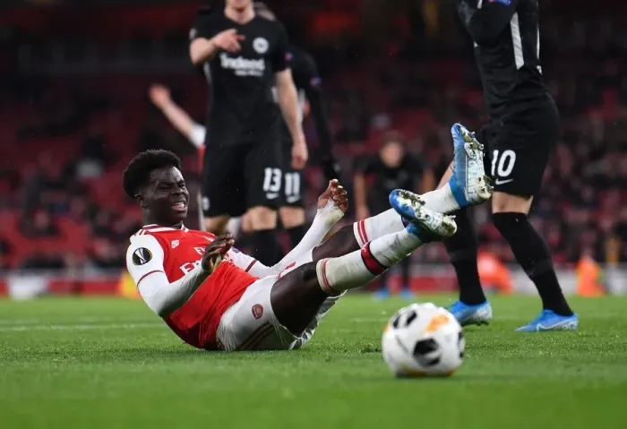 Framed Print : Arsenal's Bukayo Saka in Action: Arsenal vs Eintracht Frankfurt, UEFA Europa League (2019-20)