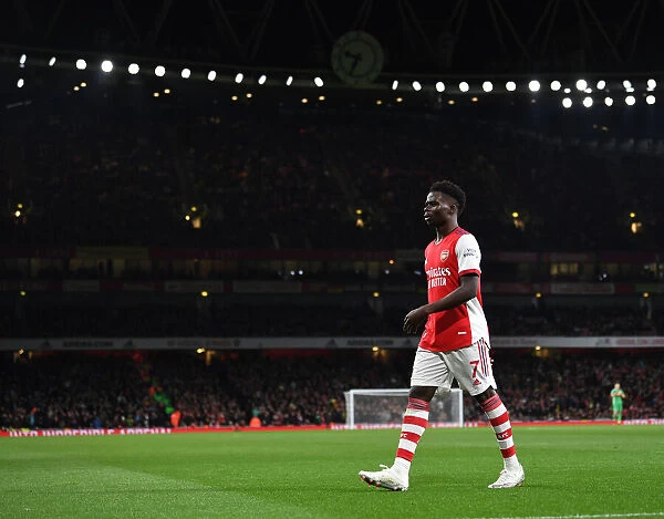 Arsenal's Bukayo Saka in Action Against Aston Villa - Premier League 2021-22
