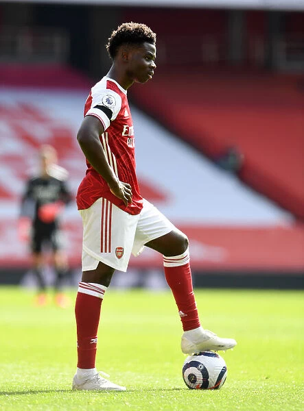 Arsenal's Bukayo Saka in Action against Fulham at Emptied Emirates Stadium (April 2021)