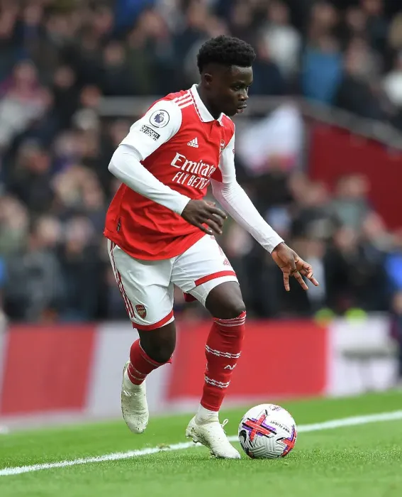 Framed Print : Arsenal's Bukayo Saka in Action against Leeds United, Premier League 2022-23 Framed Print : Arsenal's Bukayo Saka in Action against Leeds United, Premier League 2022-23
