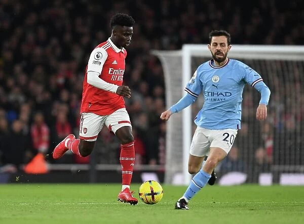 Arsenal's Bukayo Saka in Action Against Manchester City - Premier League 2022-23