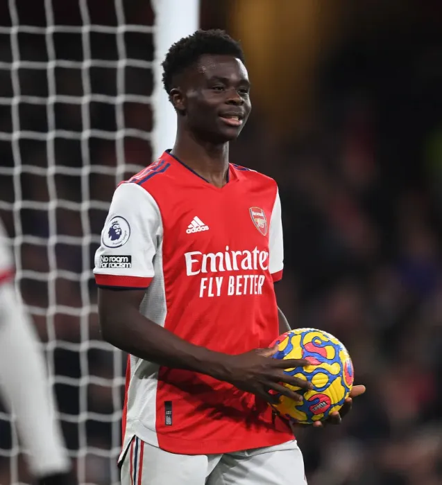 Framed Print : Arsenal's Bukayo Saka in Action against West Ham United - Premier League 2021-22 Framed Print : Arsenal's Bukayo Saka in Action against West Ham United - Premier League 2021-22