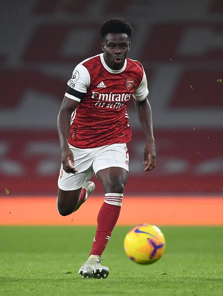 Arsenal's Bukayo Saka in Action against Wolverhampton Wanderers in Emirates Stadium (2020-21)