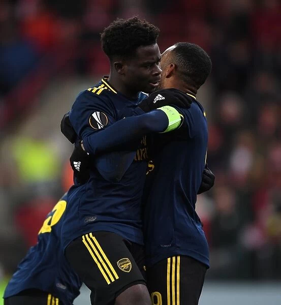 Arsenal's Bukayo Saka and Alexandre Lacazette Celebrate Goals in Standard Liege Victory, UEFA Europa League 2019-20