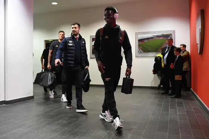 Framed Print : Arsenal's Bukayo Saka Arrives at Emirates Stadium Ahead of Arsenal v Chelsea Clash (2022-23)
