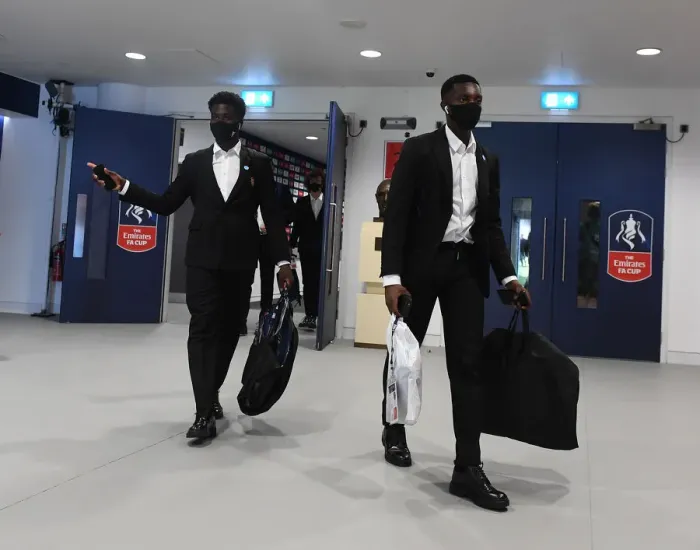 Framed Print : Arsenal's Bukayo Saka and Eddie Nketiah Before Empty FA Cup Final vs Chelsea (2020)