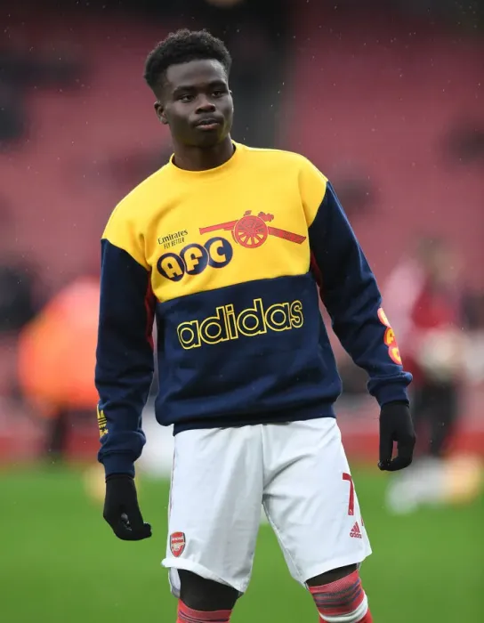 Framed Print : Arsenal's Bukayo Saka Gears Up for Arsenal v Southampton in Premier League (December 2021) Framed Print : Arsenal's Bukayo Saka Gears Up for Arsenal v Southampton in Premier League (December 2021)