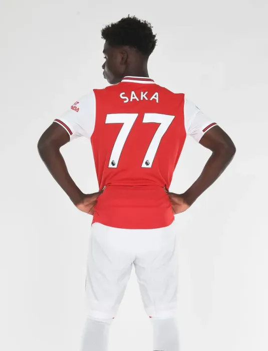 Framed Print : Arsenal's Bukayo Saka Kicks Off New Season at Training Framed Print : Arsenal's Bukayo Saka Kicks Off New Season at Training