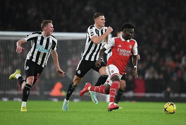 Arsenal's Bukayo Saka Outsmarts Newcastle's Sean Longstaff: Premier League's Top Talents Clash