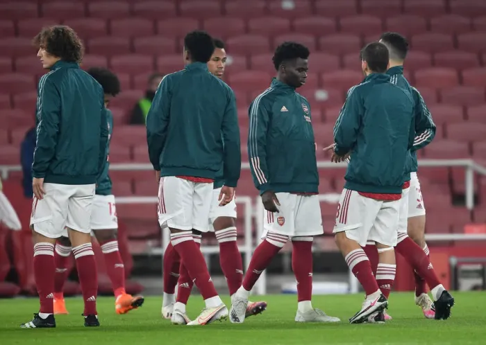Framed Print : Arsenal's Bukayo Saka Prepares for Wolves Clash in Empty Emirates Stadium (Arsenal v Wolverhampton Wanderers 2020-21)