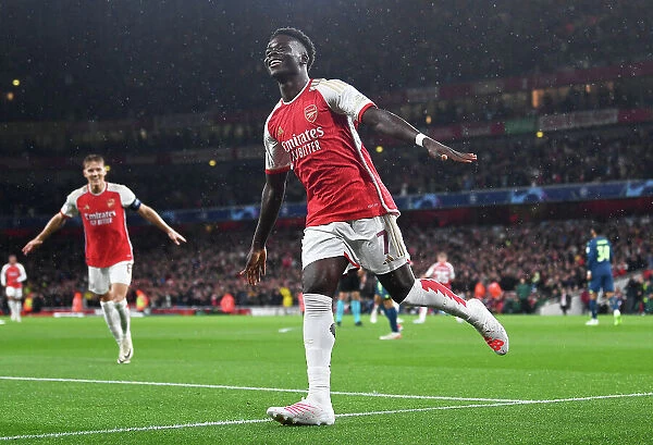Arsenal's Bukayo Saka Scores First Goal in 2023-24 Champions League: Arsenal FC vs PSV Eindhoven