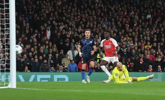 Framed Print : Arsenal's Bukayo Saka Scores Second Goal Against Sevilla in 2023-24 UEFA Champions League