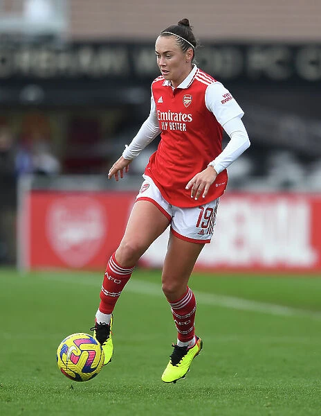 Arsenal's Caitlin Foord in Action during FA Women's Super League Match against Everton (2022-23)