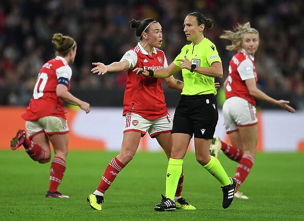 Arsenal's Caitlin Foord Disputes Ref's Decision in Women's Champions League Quarter-Final Clash Against Bayern Munich