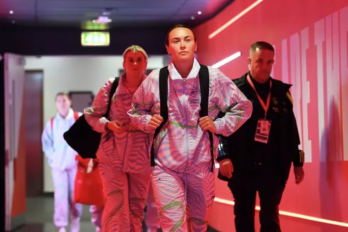Framed Print : Arsenal's Caitlin Foord Makes Emirates Debut: Arsenal Women vs Liverpool Women (2023-24) Framed Print : Arsenal's Caitlin Foord Makes Emirates Debut: Arsenal Women vs Liverpool Women (2023-24)