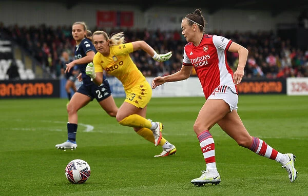 Arsenal's Caitlin Foord Outsmarts Defender in FA WSL Thriller