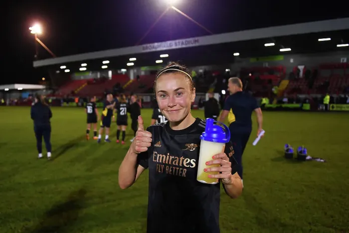 Framed Print : Arsenal's Caitlin Foord Poses after Brighton & Hove Albion Clash in FA Women's Super League Framed Print : Arsenal's Caitlin Foord Poses after Brighton & Hove Albion Clash in FA Women's Super League