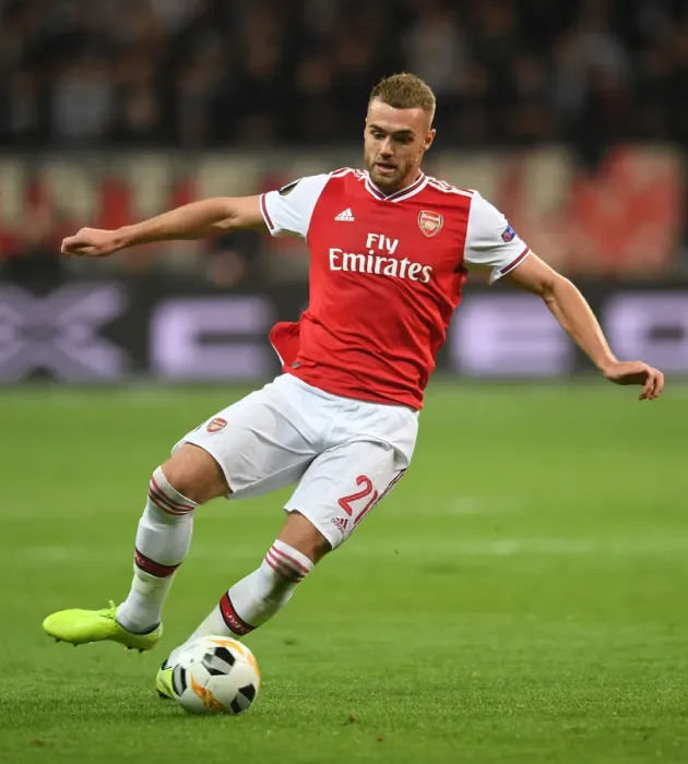 Framed Print : Arsenal's Calum Chambers in Action against Eintracht Frankfurt in UEFA Europa League Group F Framed Print : Arsenal's Calum Chambers in Action against Eintracht Frankfurt in UEFA Europa League Group F