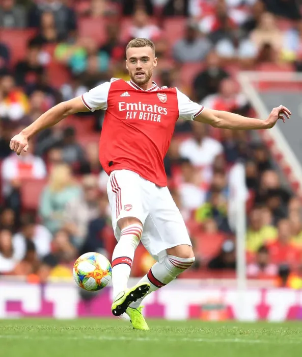 Framed Print : Arsenal's Calum Chambers in Action against Olympique Lyonnais at the Emirates Cup, 2019 Framed Print : Arsenal's Calum Chambers in Action against Olympique Lyonnais at the Emirates Cup, 2019