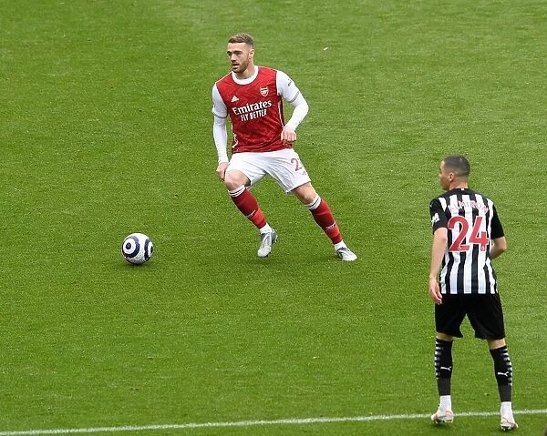 Arsenal's Calum Chambers at Empty St. James Park during Newcastle United Clash (2020-21)