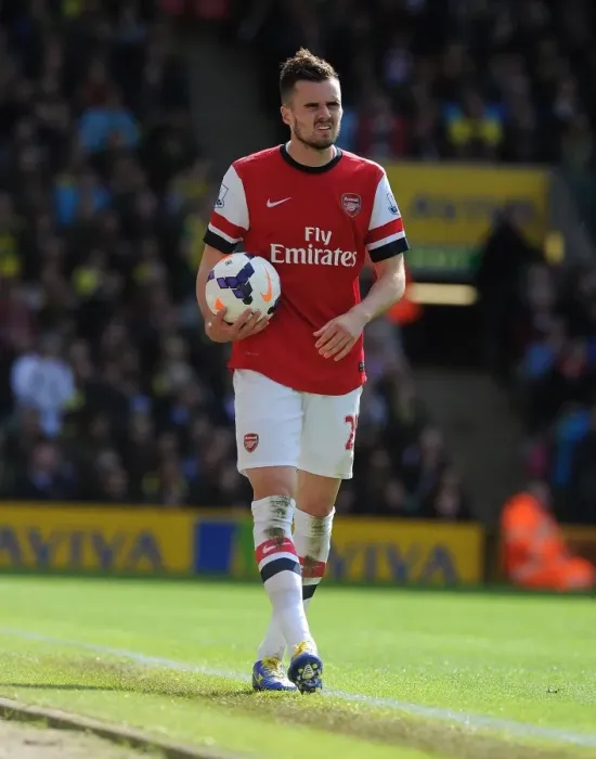 Framed Print : Arsenal's Carl Jenkinson Faces Off Against Norwich City in Premier League Clash