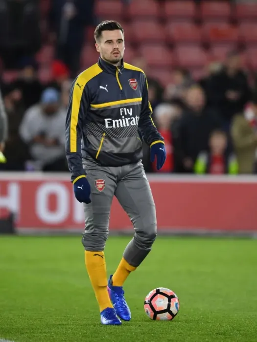 Framed Print : Arsenal's Carl Jenkinson Prepares for FA Cup Clash Against Southampton Framed Print : Arsenal's Carl Jenkinson Prepares for FA Cup Clash Against Southampton