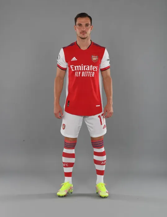 Framed Print : Arsenal's Cedric Soares: Ready for the 2021-22 Season Battle