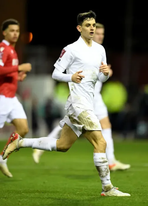 Framed Print : Arsenal's Charlie Patino Shines in FA Cup Match against Nottingham Forest (2021-2022)