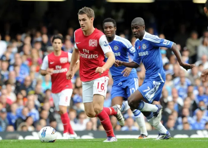 Framed Print : Arsenal's Comeback: Ramsey's Brilliance Leads 3-5 Victory Over Chelsea at Stamford Bridge, Premier League 2011-12