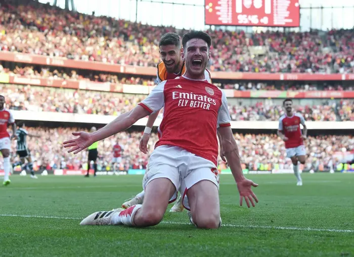 Framed Print : Arsenal's Comeback: Rice Scores the Second in a Thrilling 2-1 Victory over Manchester United (2023-24) Framed Print : Arsenal's Comeback: Rice Scores the Second in a Thrilling 2-1 Victory over Manchester United (2023-24)