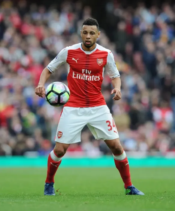 Framed Print : Arsenal's Coquelin in Action Against Middlesbrough (2016-17) Framed Print : Arsenal's Coquelin in Action Against Middlesbrough (2016-17)