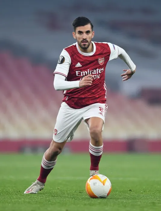 Framed Print : Arsenal's Dani Ceballos in Action Against Molde FK in Europa League Match Framed Print : Arsenal's Dani Ceballos in Action Against Molde FK in Europa League Match