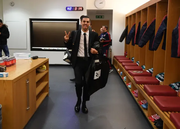 Framed Print : Arsenal's Dani Ceballos: Pre-Match Focus in the Changing Room (Arsenal vs Crystal Palace, 2019-20)