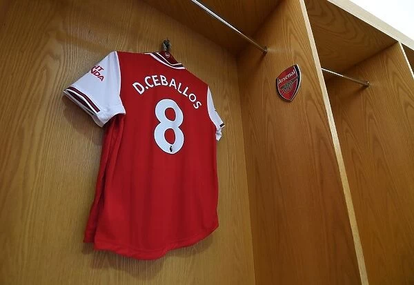 Arsenal's Dani Ceballos Prepares for Action: Arsenal vs Aston Villa (2019-20)